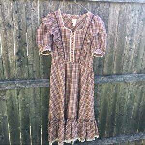 Vintage 70s plaid dress with ruffles